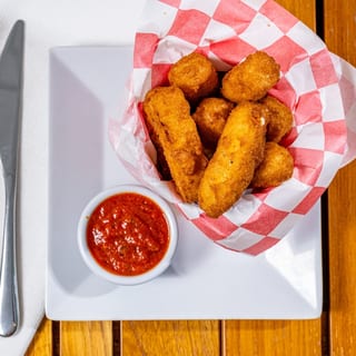 Fried Mozzarella Stix