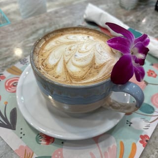 Cinnamon Roll Latte
